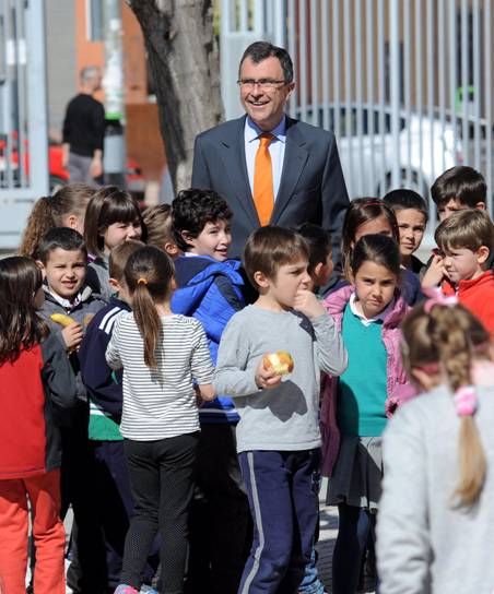 El Ayuntamiento lanza la campaña escolar ´Navega seguro´ para concienciar sobre el buen uso de las redes sociales entre los niños - 2, Foto 2