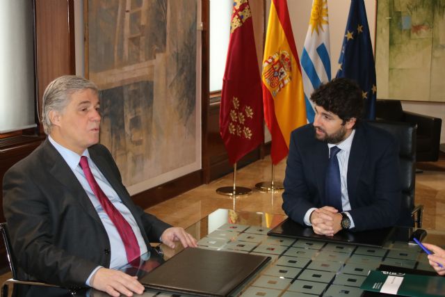 Fernando López Miras recibe al embajador de  Uruguay - 2, Foto 2