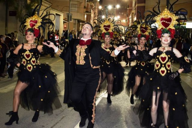 Mazarrón despide el Carnaval con un espectacular desfile de peñas foráneas y ganadoras locales - 1, Foto 1