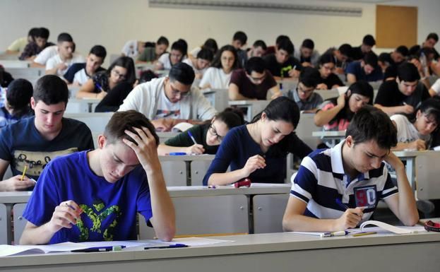 El alcalde socialista de Molina de Segura rechaza garantizar la igualdad de oportunidades en el acceso a la universidad - 1, Foto 1