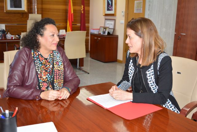 La alcaldesa de Águilas vuelve a solicitar a la secretaria general de Fomento la construcción de una rotonda en Calabardina - 1, Foto 1