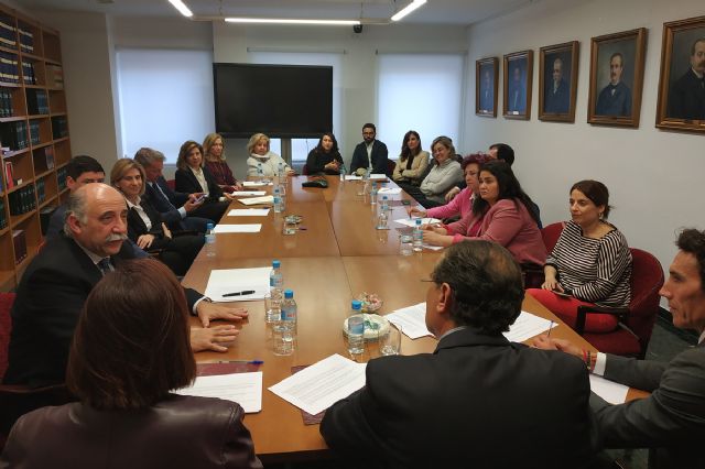 Los colegios de abogados de la Región trasladarán a los partidos políticos las principales reivindicaciones de la profesión - 1, Foto 1