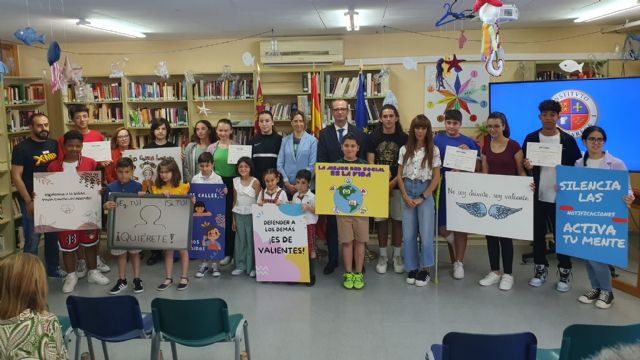 Ocho centros educativos ganan el concurso 'Frases Mayúsculas' para mejorar la convivencia escolar - 1, Foto 1