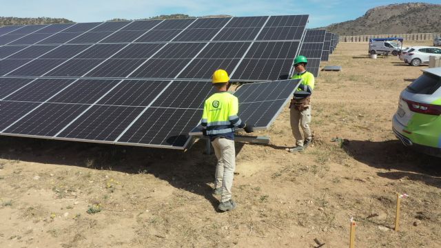 Iberdrola construye su primera planta fotovoltaica en la Región - 1, Foto 1