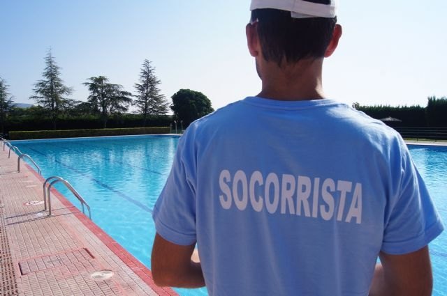 Adjudican el Servicio de Socorrismo Acuático en las piscinas públicas del municipio para la temporada de verano - 1, Foto 1