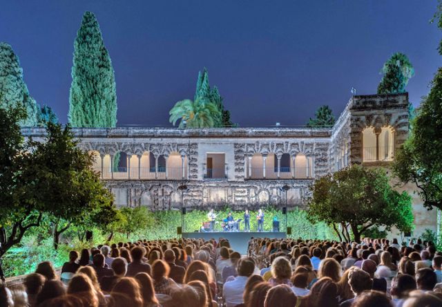 Ayuntamiento de Sevilla . Más de 1.200 asistentes a ´Noches en los Jardines del Alcázar´en la capital anadaluza en los tres primeros días de conciertos - 4, Foto 4