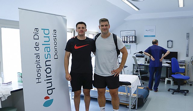 Comienzan los reconocimientos médicos del C.D. Bidasoa de Balonmano en el Hospital de Día Quirónsalud Donostia - 1, Foto 1