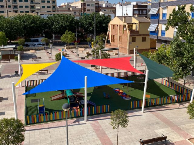 La zona de juegos de la Plaza de la Alcoholera de Menor estrena sombraje - 2, Foto 2