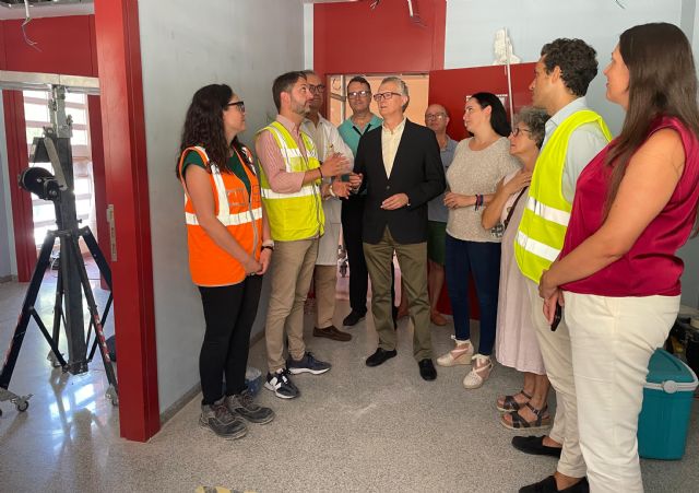 Mejoras en la accesibilidad y climatización del centro de salud de La Alberca - 1, Foto 1