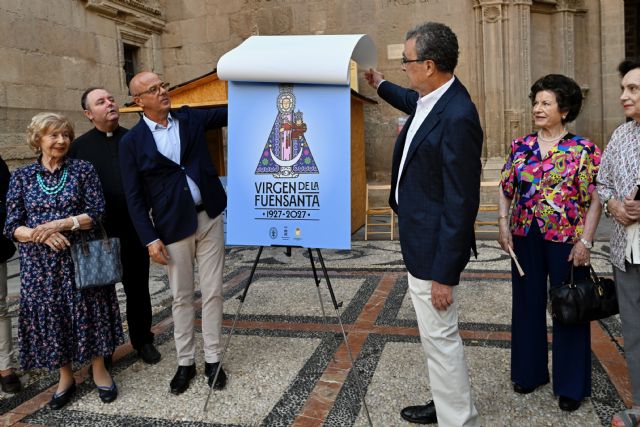 Una nueva imagen para que los murcianos lleven la Virgen de la Fuensanta consigo - 3, Foto 3