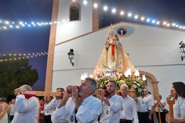 La procesión de la Virgen de la Fuensanta pone el punto y final a las fiestas de La Matanza - 1, Foto 1