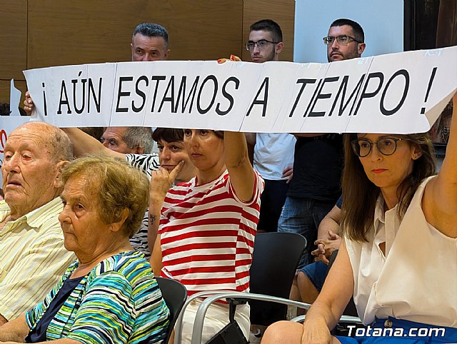 Denuncian que el PSOE se abstiene de seguir luchando por la eliminación total del terraplén y abandona al pueblo, Foto 2