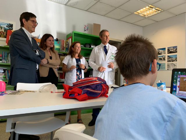 Las aulas hospitalarias arrancan el nuevo curso centradas en mejorar la atención a los niños - 1, Foto 1