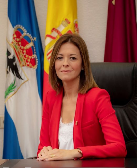 Moreno recibe esta tarde la distinción Mujer relevante de la Región - 1, Foto 1