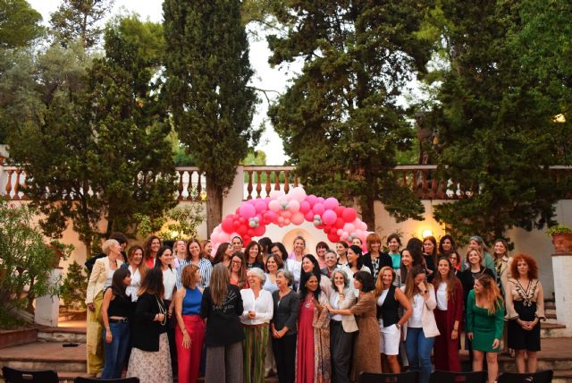 Nace Women in Business, la red profesional para mujeres con ganas de que pasen cosas - 1, Foto 1