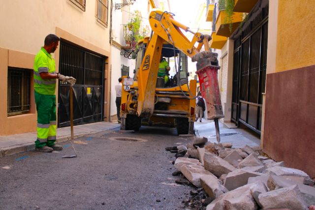 El alcalde anuncia una nueva inversión superior a los 191.000€ en el casco histórico para mejorar las calles Álamo, Núñez de Arce y Alburquerque - 3, Foto 3