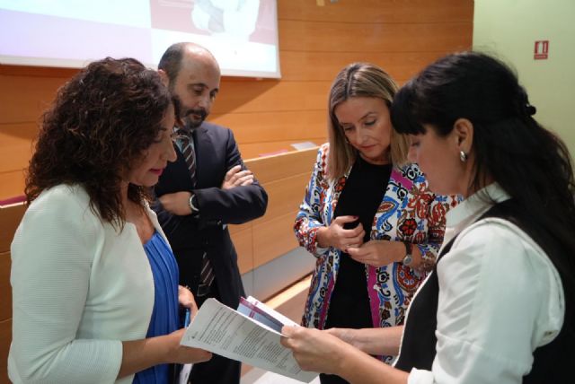 La Comunidad facilita que mujeres con más de 50 años desarrollen su proyecto empresarial - 2, Foto 2