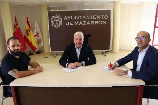 El Ayuntamiento de Mazarrón firma el contrato para la construcción del ascensor panorámico - 1, Foto 1