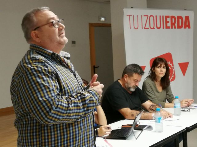 Mesa redonda “Salario o conflicto ”organizada por El PC e Izquierda Unida-Verdes región de Murcia - 2, Foto 2