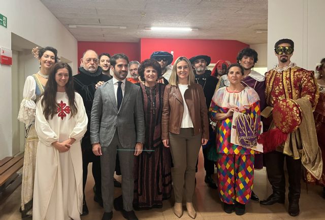 Más de 400 mayores asisten al teatro con la programación de ocio y cultura promovida por la Comunidad - 2, Foto 2