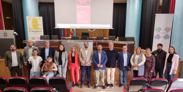 Mañana se clausura la I Semana de la Discapacidad de Los Alcázares Sin Límites con actividades lúdicas y la actuación de Dora Helena - 1, Foto 1