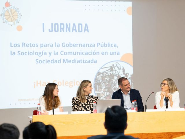 Celebrada la I Jornada sobre los Retos para la Gobernanza Pública. La Sociología y la Comunicación en una Sociedad Mediatizada - 4, Foto 4