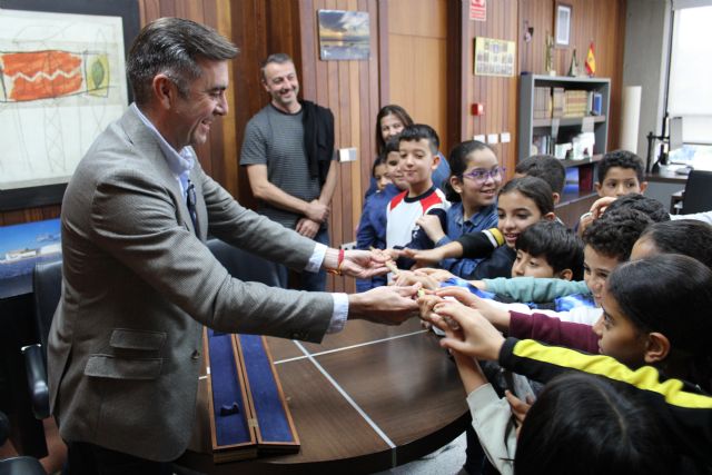 Cerca de 500 escolares visitan el Ayuntamiento con motivo del aniversario de la Constitución - 3, Foto 3