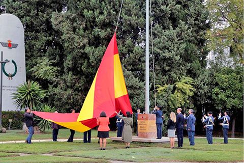 Izado Solemne de Bandera en la Agrupación del ACAR de Tablada de Sevilla en reconocimiento a la Dirección Regional Sur de Enaire - 1, Foto 1