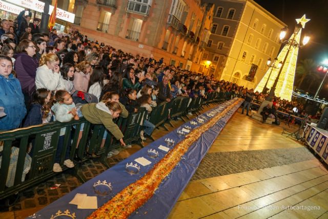 Cartagena se comerá este jueves 200 metros de roscón - 1, Foto 1