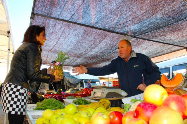 El Mercado del Huerto de la Rueda afronta este jueves una de sus citas más multitudinarias del año - 1, Foto 1