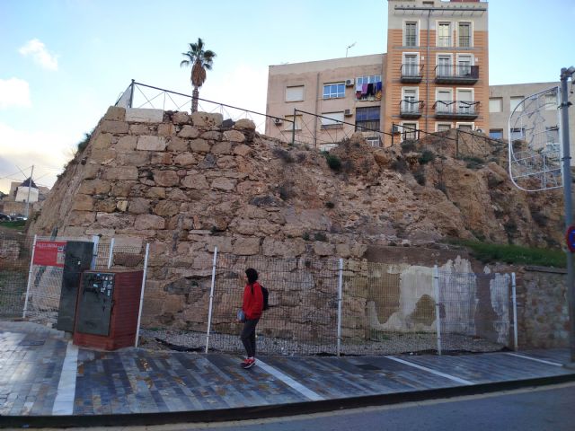 El PCAN denuncia que el Ayuntamiento tampoco acabará en 2025 la restauración del Baluarte Berwick - 1, Foto 1