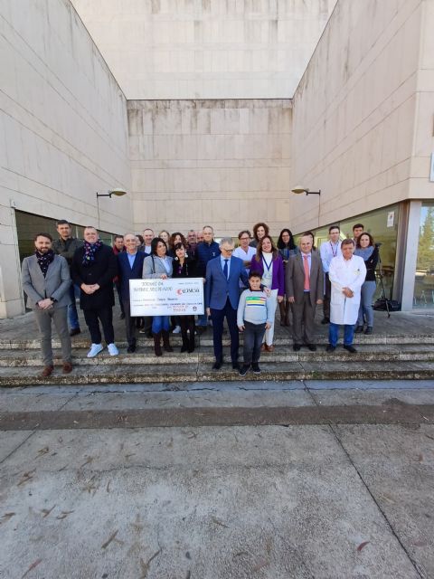 El IMIB Pascual Parrilla recibe una donación de 12.000 euros de vecinos de Avilés (Lorca) para la investigación contra el cáncer infantil - 1, Foto 1