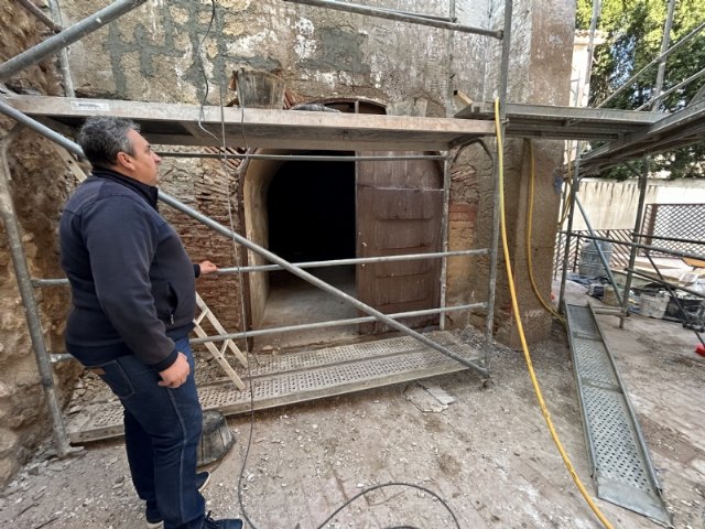 Comienzan las obras de rehabilitación del horno moruno de cocción de cerámica de Las Ollerías, Foto 1