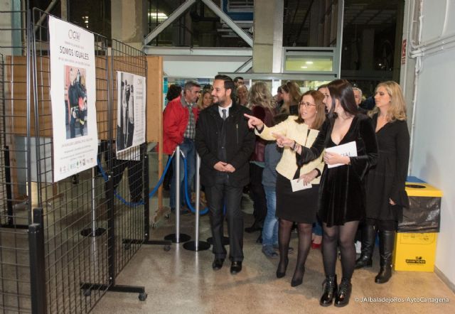 Las mujeres muestran su vision fotografica en dos exposiciones - 1, Foto 1