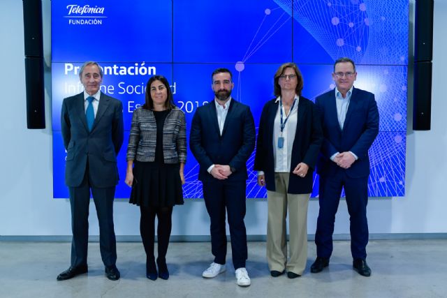 Fundación Telefónica presenta su informe La Sociedad Digital en España 2018 - 1, Foto 1