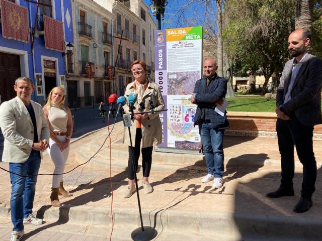 El Ayuntamiento presenta la ruta del Casco Antiguo y Castillo que forma parte del Programa Escuelas Activas - 2, Foto 2