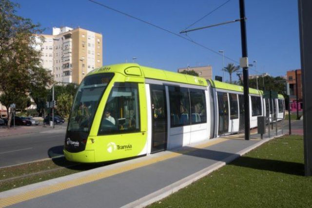 Más de 73.000 ciudadanos hacen uso del transporte público gratuito en el día del Bando de la Huerta - 1, Foto 1