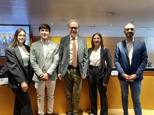 El Consejo de Estudiantes de la UCAM, con el ministro de Universidades - 1, Foto 1