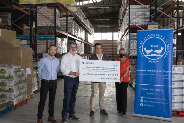 Hidrogea fomenta su compromiso medioambiental y humanitario con la donación del primer cheque al Banco de Alimentos del Segura - 2, Foto 2