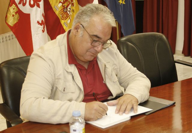 Miguel Antonio Maldonado firmará ejemplares de su libro 'Rollos jurisdiccionales, horcas y picotas en la provincia de Ciudad Real', en la caseta de la BAM de la FELIP'38 - 2, Foto 2