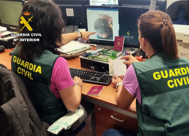 La Guardia Civil detiene a los tíos de dos niñas por violencia doméstica, alteración de la paternidad y falsedad documental - 3, Foto 3