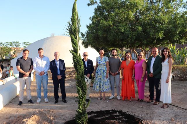 Fuente Álamo rinde homenaje a su historia artística con un nuevo jardín cultural Fuente Álamo rinde homenaje a su historia artística con un nuevo jardín cultural