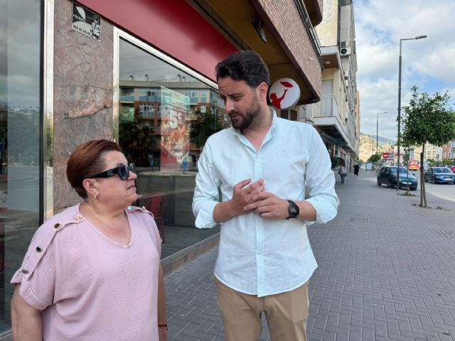 El Gobierno de Lorca protagoniza una nueva actuación en la Avenida de Europa con la instalación de 60 nuevas luminarias El Gobierno de Lorca protagoniza una nueva actuación en la Avenida de Europa con la instalación de 60 nuevas luminarias