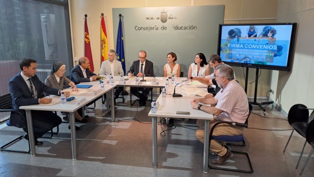 Firma de la renovación de los convenios y acuerdos de la enseñanza concertada - 1, Foto 1