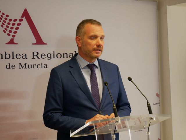 Segado: Los insultos y las ofensas de unos y otros están impidiendo el normal funcionamiento de la Asamblea Regional - 1, Foto 1