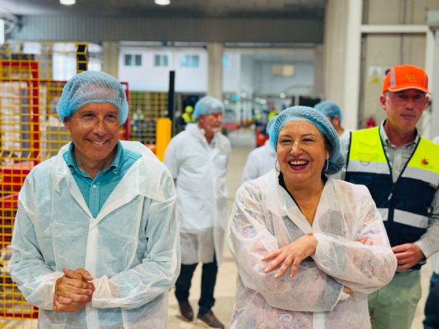 Fulgencio Gil: 'Quieren secar la despensa de Europa, pero no vamos a dejar solos a nuestros agricultores' Fulgencio Gil: 'Quieren secar la despensa de Europa, pero no vamos a dejar solos a nuestros agricultores'