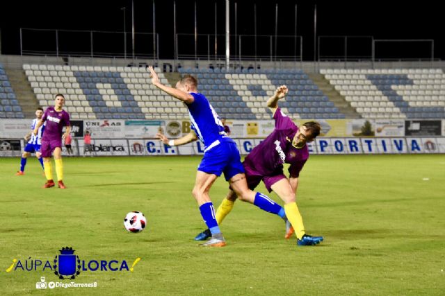 El Águilas gana el derbi en el descuento - 1, Foto 1