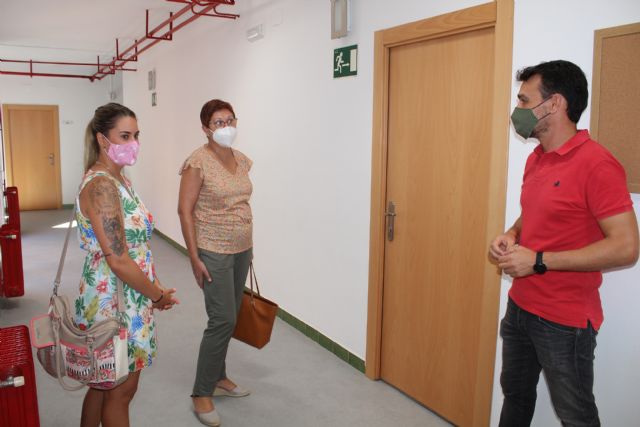 El Ayuntamiento realiza obras de mantenimiento en los centros educativos por valor de 65.000 euros - 2, Foto 2