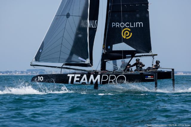 Los catamaranes voladores de la clase etf26 despiden la temporada internacional en el mar menor que acoge la última prueba del circuito - 2, Foto 2