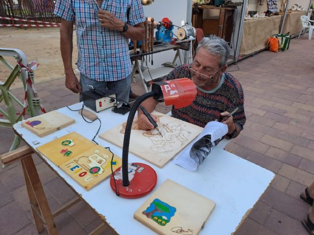 Realizacion de demostraciones artesanas en los Huertos del Malecón - 1, Foto 1